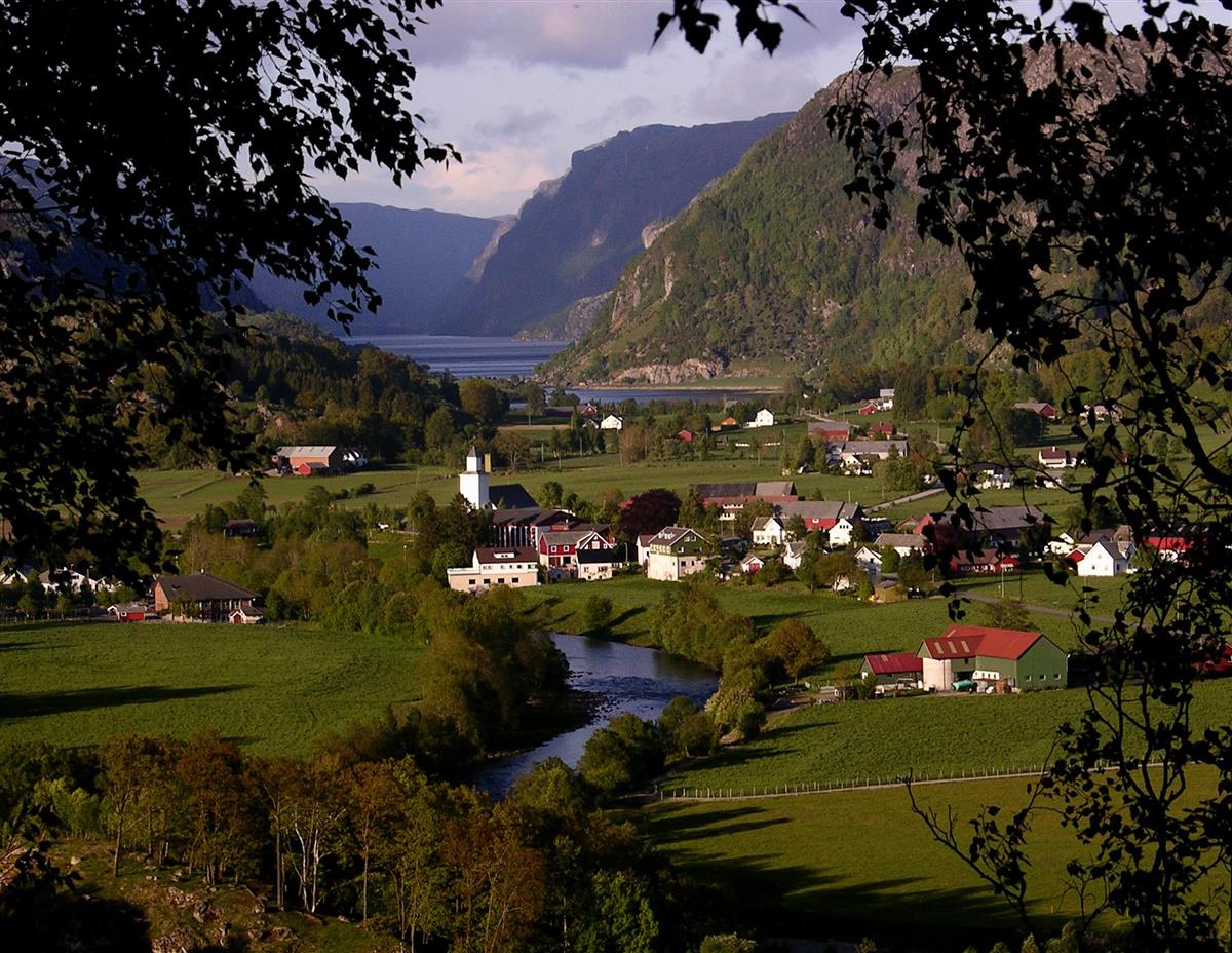 Bjerkreim sentrum - Klikk for stort bilde