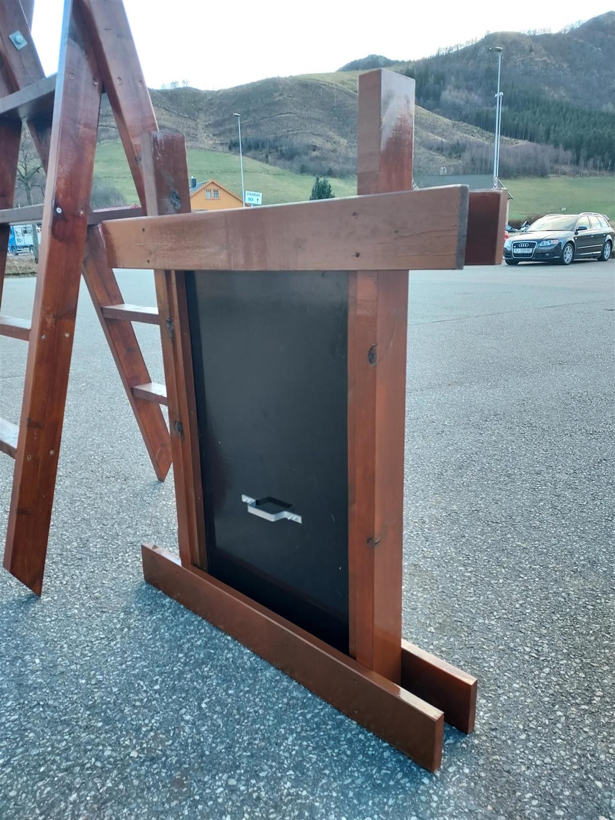 Hundeport - Klikk for stort bilde